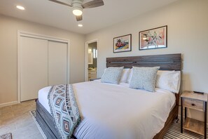 3 habitaciones, escritorio, tabla de planchar con plancha y wifi 