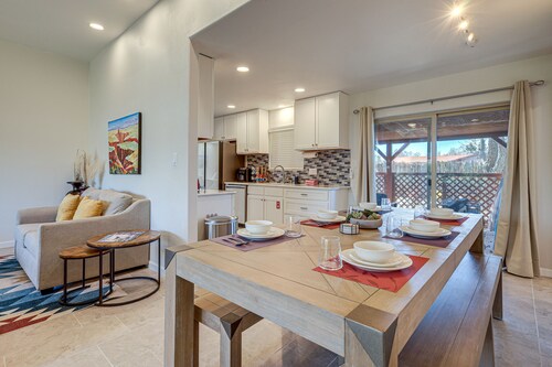 Taos Home w/ Private Hot Tub, Sauna & Gas Grill!
