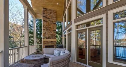 The White Hart House-Lake Lanier