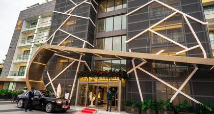 The Delborough Lagos