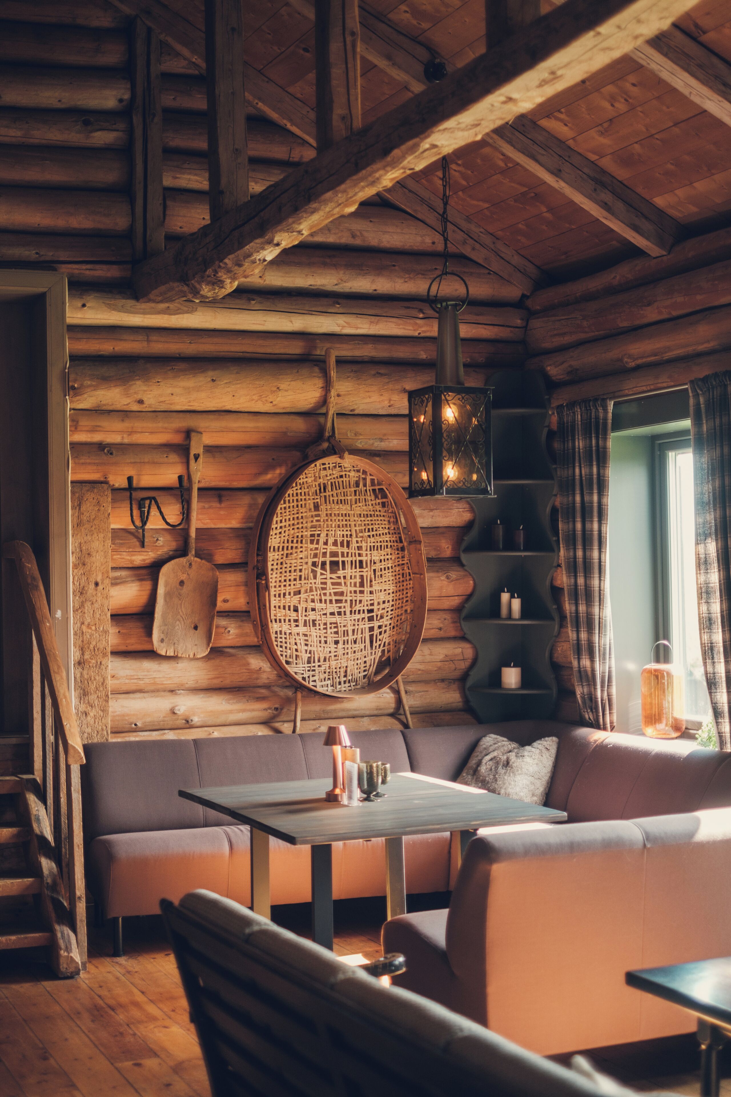 2 bares
