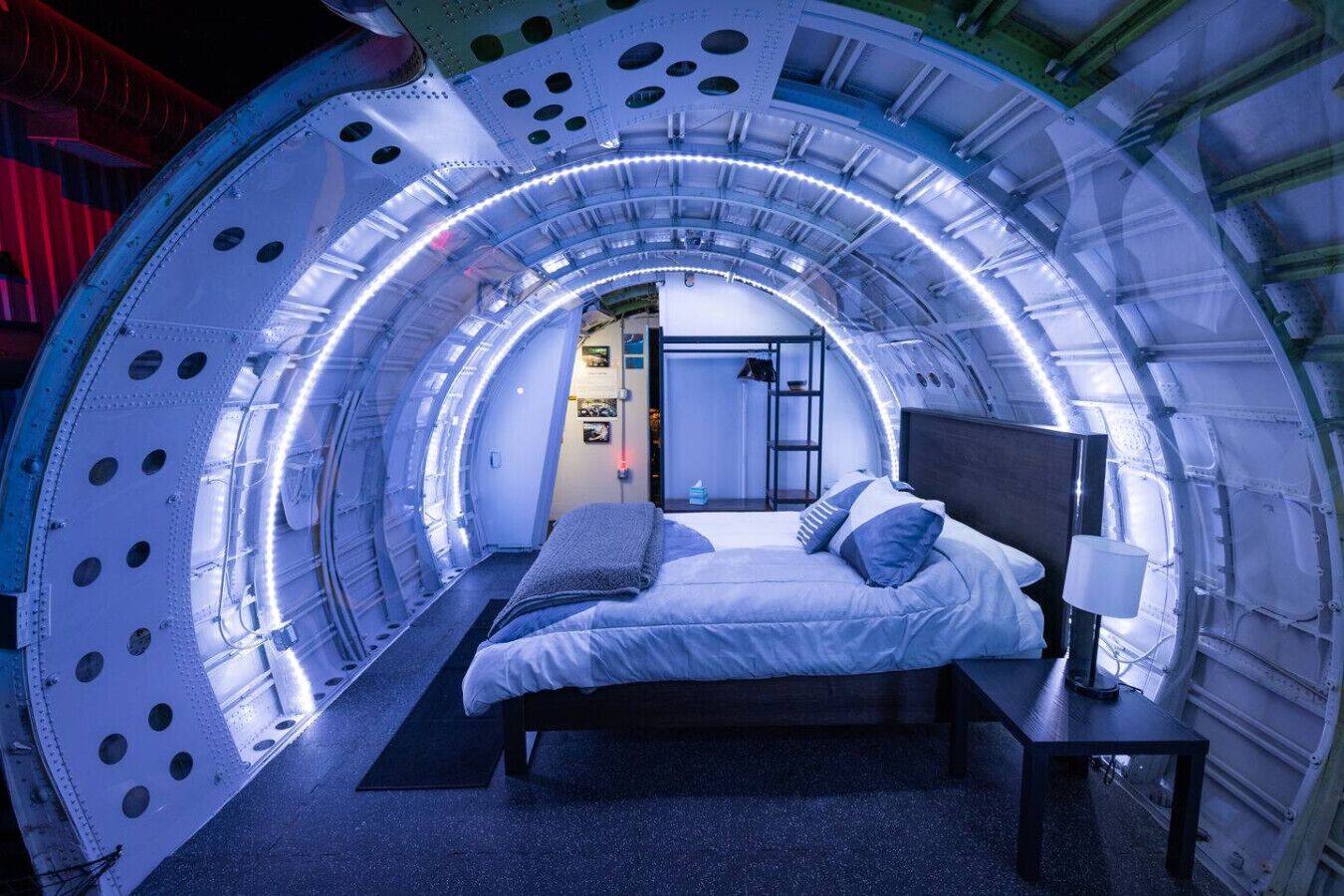 5 slaapkamers, een bureau, een strijkplank/strijkijzer, gratis wifi