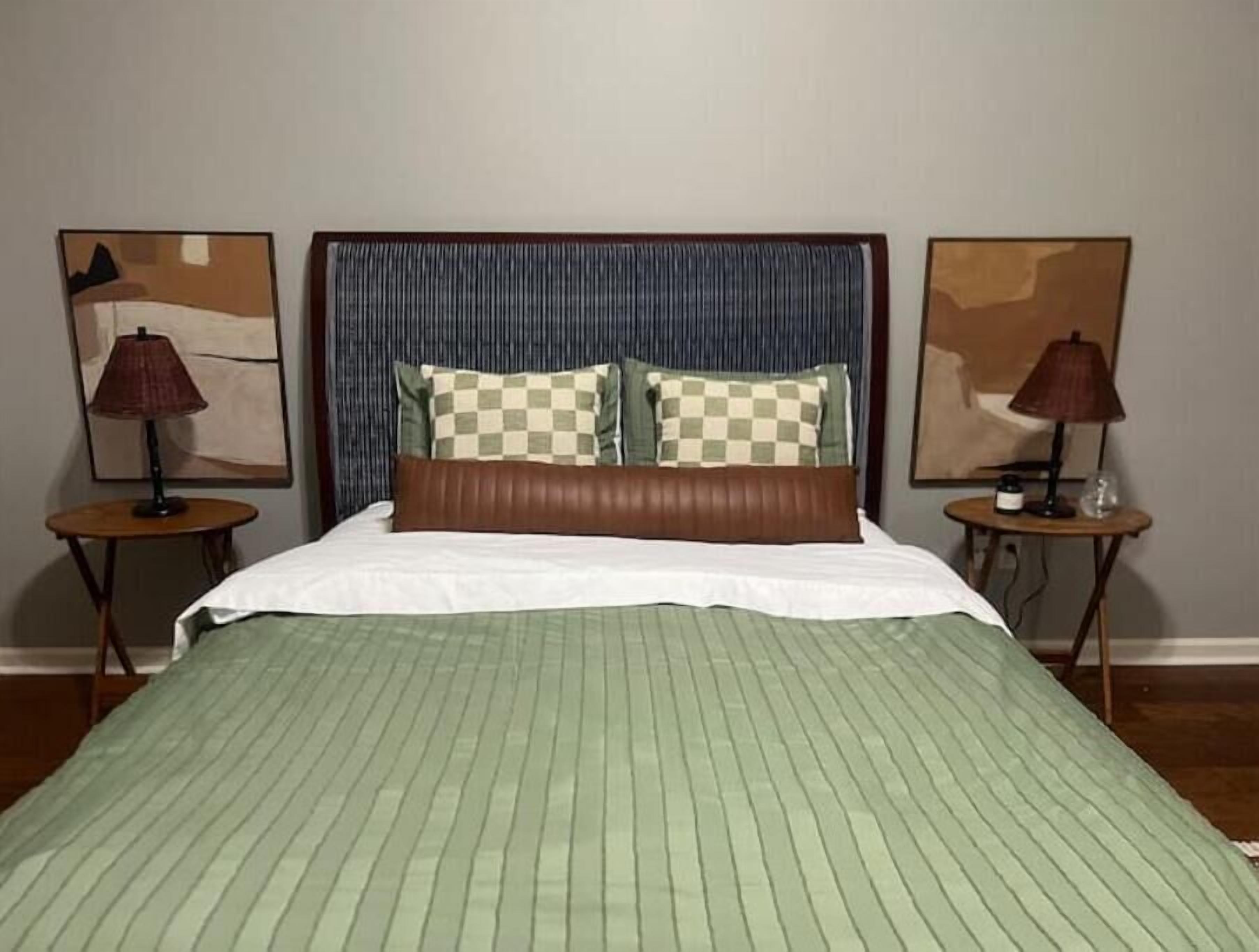 4 bedrooms, free WiFi, bed sheets