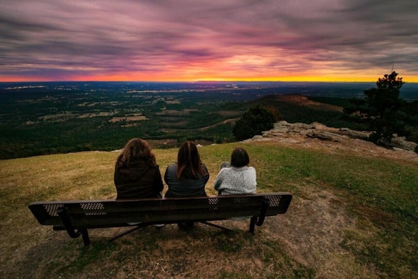 Property grounds - Full-Hookups, Free Laundry, Pet Park, Near Mt. Nebo and Lake Dardanelle- Adventure Awaits! (Dardanelle)