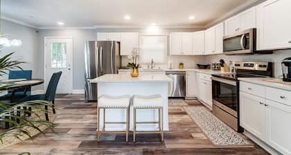 Cozy Charlotte 3BR Getaway • Hot Tub • Mini Golf • Fire Pit • Pet-Friendly