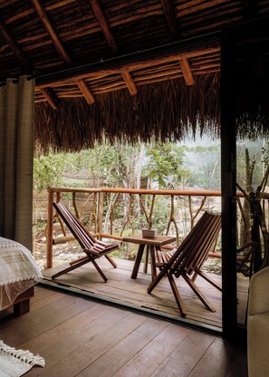 Deluxe Room, Hot Tub, Garden View | Terrace/patio