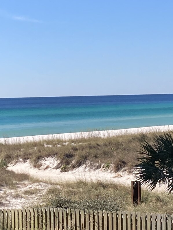 On the beach, sun-loungers - Beachfront, clean, quiet, luxury condo on 3 rd fl amazing view! Hear the waves (Panama City Beach)