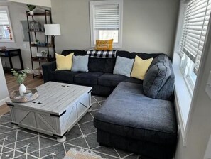 Living area - Cozy Moline Cottage (Moline)