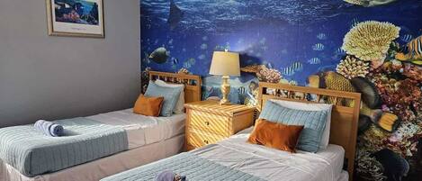 5 bedrooms, iron/ironing board, travel cot, WiFi