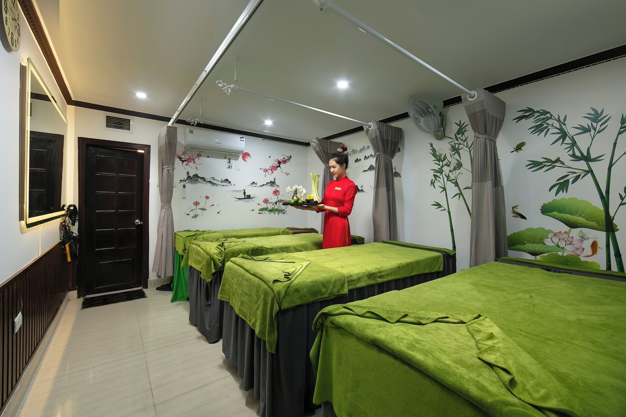 Körperbehandlungen, Warmsteinmassagen, klassische Massagen