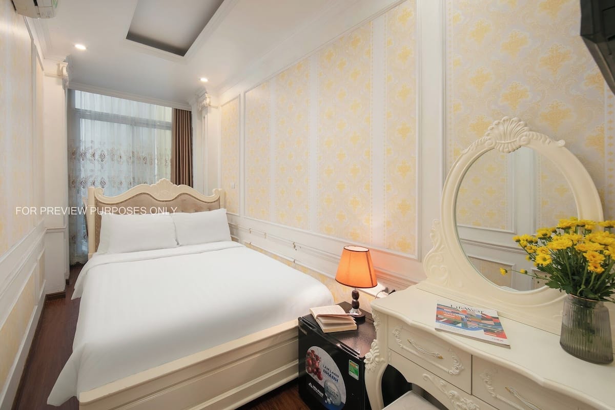 Habitación individual estándar, 1 cama Queen size, sin ventanas, en edificio contiguo | 1 habitación, ropa de cama hipoalergénica y camas con efecto memoria
