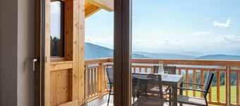 Apartment 'Moserhof Wohnung Salbei' with Mountain View, Balcony and Wi-Fi
