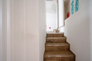 Interior - Holiday Apartment "Gufo Di Mare - Rosso" with Sea View, Private Terrace (Savelletri)