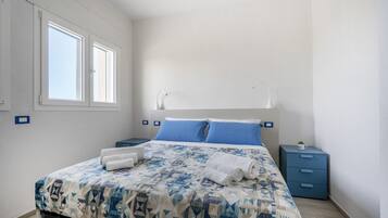 2 chambres, fer et planche Ă  repasser, Wi-Fi gratuit, draps fournis