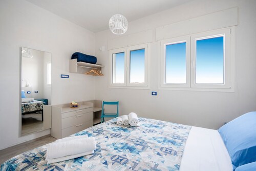 Holiday Apartment "Gufo Di Mare - Celeste" with Sea View, Private Terrace 