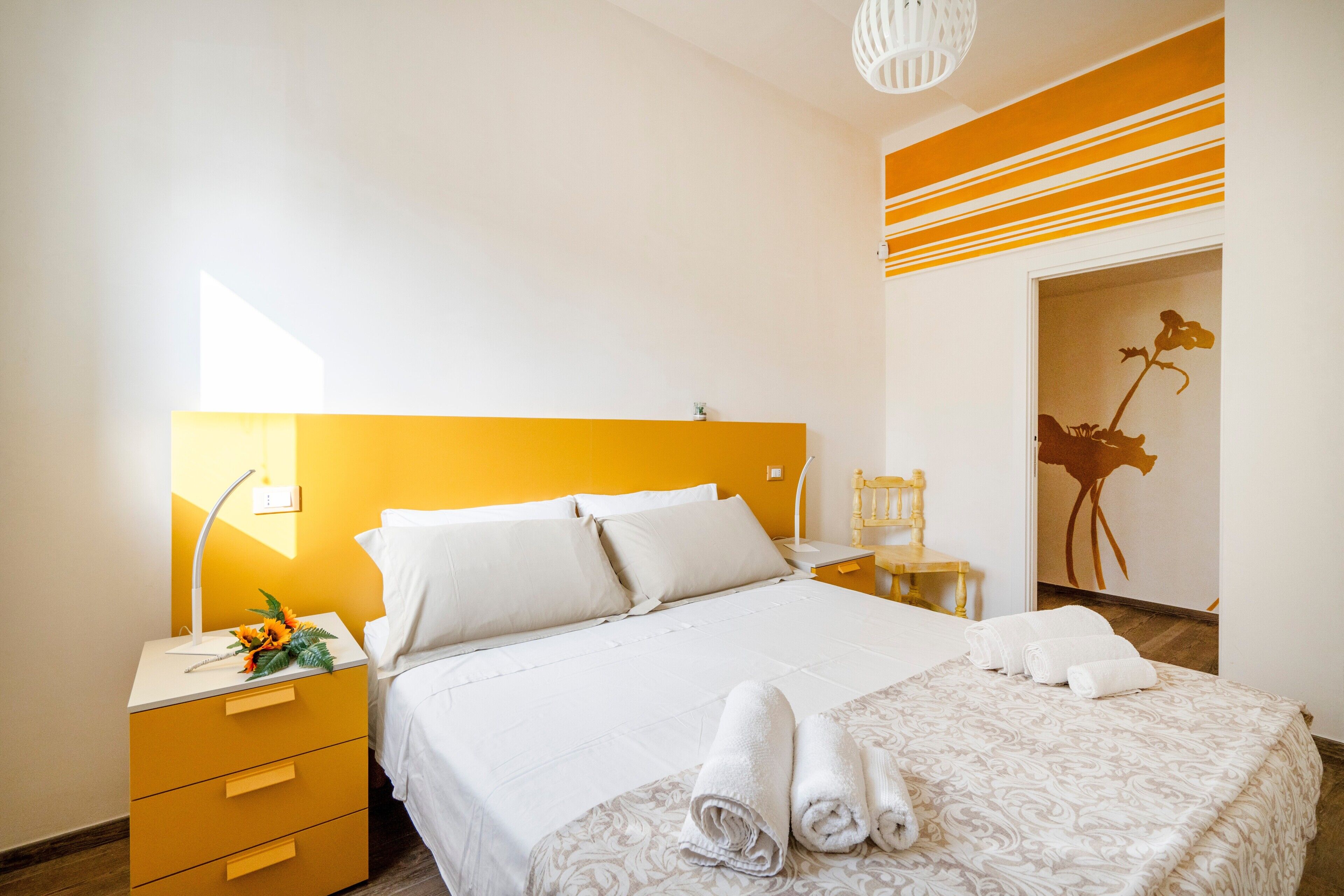 1 habitación, tabla de planchar con plancha, wifi gratis y ropa de cama 