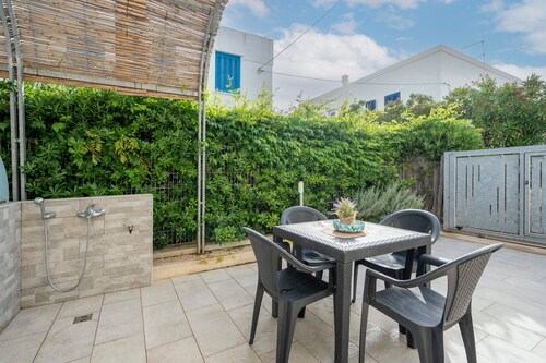 Holiday Apartment "Gufo Di Mare - Giallo" with Sea View, Private Terrace
