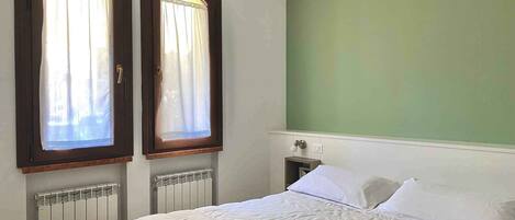 2 makuuhuonetta, internet