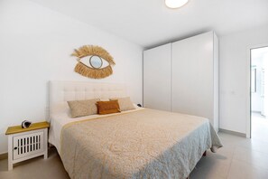 1 camera, ferro/asse da stiro, Wi-Fi gratuito, lenzuola