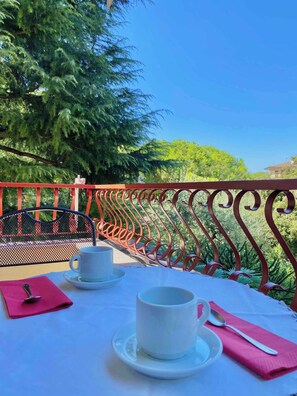 Udendørs spisemuligheder