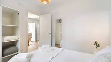 2 chambres, fer et planche Ă  repasser, Wi-Fi gratuit, draps fournis