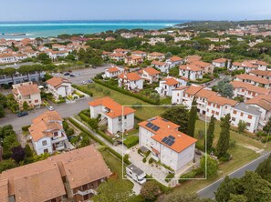 Exterior - Holiday Home 'Castiglioncello Mare Apartment' with Private Terrace, Wi-Fi and Air Conditioning (Rosignano Solvay-Castiglioncello)