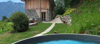 Luxury Chalet Apartment 'Bellagio Baita Treeb' with Lake View, Private Terrace and Wi-Fi