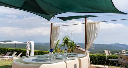 Villa with Private Pool, Wi-Fi and Air Conditioning