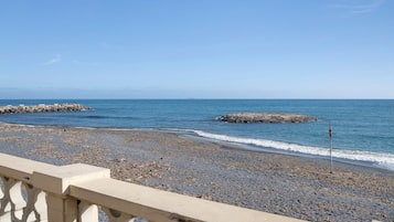 Vlak bij het strand