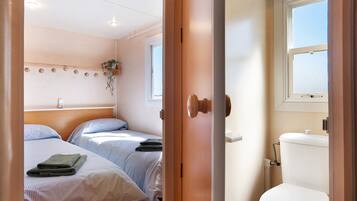 Douche, serviettes fournies