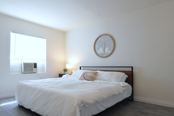 1 chambre, fer et planche à repasser, Wi-Fi, draps fournis