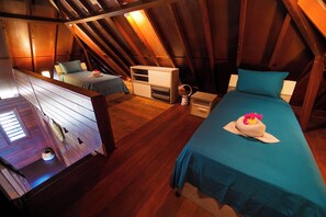 Villa Fara Iti | 2 bedrooms, free minibar items, individually decorated