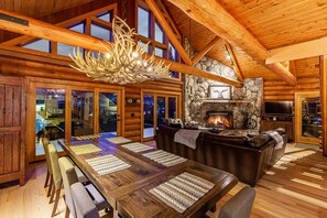 Interior - Bridger Lodge: Ski-In Ski-Out/Hike/Bike/Fish/Hunt Bridger Bowl Ski Area (Bozeman)