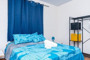 2 bedrooms, iron/ironing board, free WiFi, bed sheets