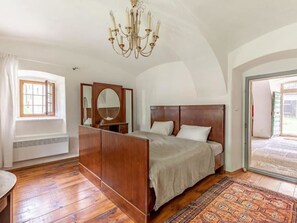 4 bedrooms, Internet - 18 Century Bohemian Farmhouse by Interhome (Clunek)