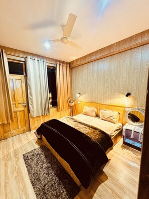 7 habitaciones, wifi y ropa de cama 