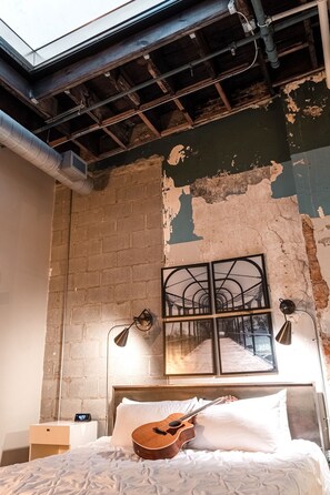 2 bedrooms, iron/ironing board, WiFi - 2 Bedroom Apartment in the Heart of Downtown! (Loft 303) (Nashville)