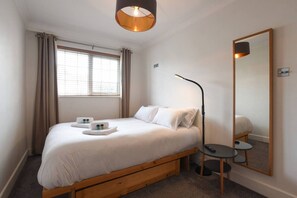 1 quarto, ferros/tábuas de passar roupa, Wi-Fi, roupa de cama