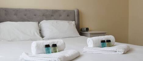 3 Schlafzimmer, Bügeleisen/Bügelbrett, WLAN, Bettwäsche