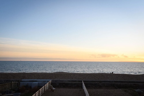 Amazing View | Beachfront 3BR | 5Beds | 7 Guest