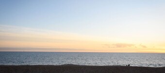 Amazing View | Beachfront 3BR | 5Beds | 7 Guest