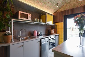 Fridge, microwave, highchair, kitchen islands