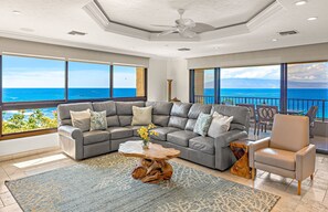 Een televisie en een dvd-speler