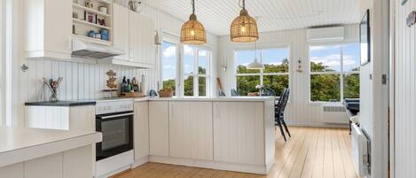 Réfrigérateur, four, lave-vaisselle