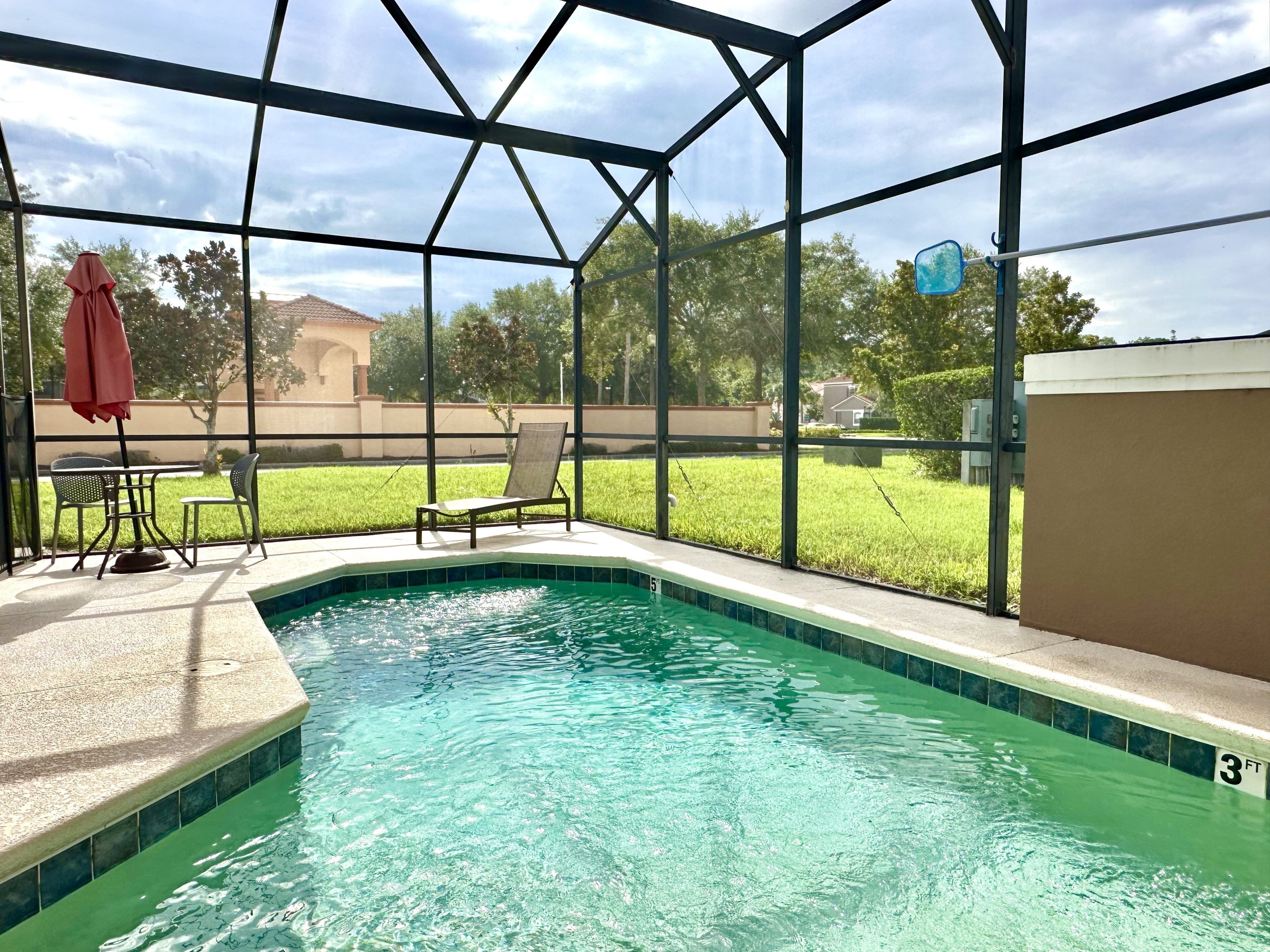 Bella Vida Resort Pool Home near Disney, Medieval Times & more