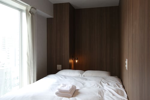 OHWA hostel minowa station