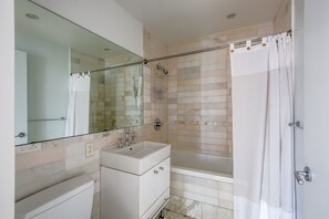 Haartrockner, Handtücher