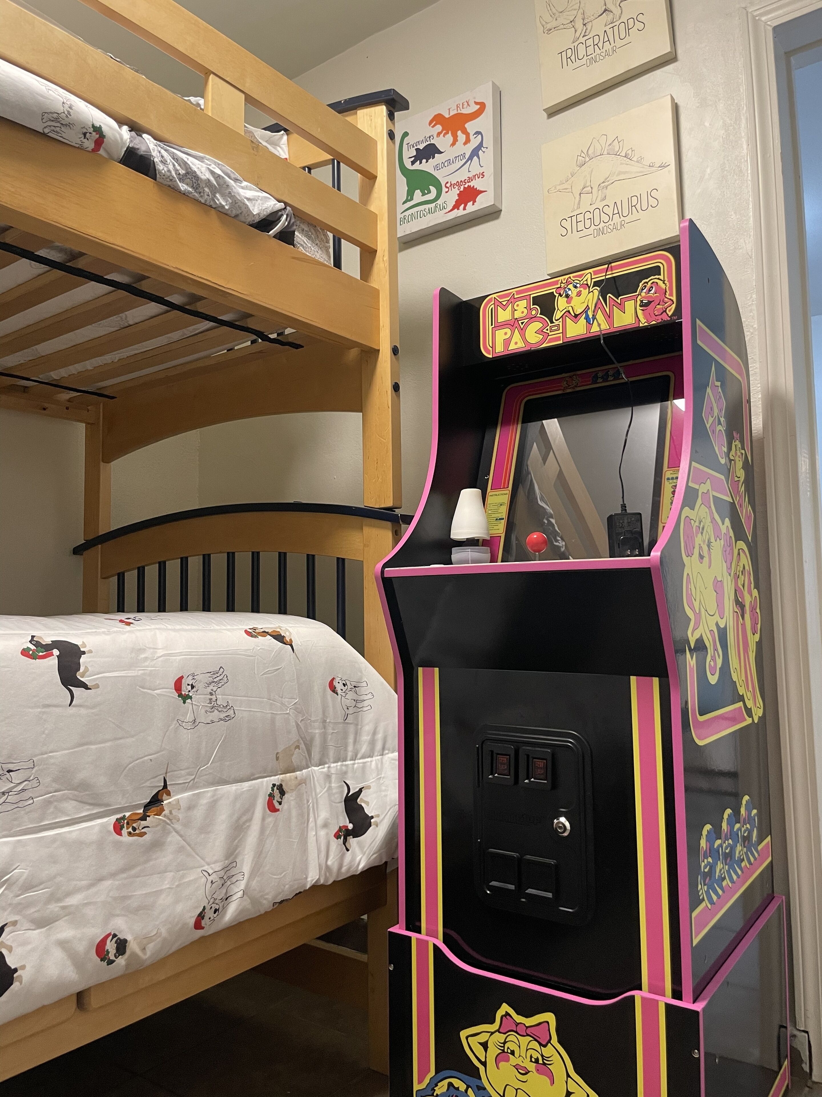 4 dormitorios, tabla de planchar con plancha, wifi y ropa de cama