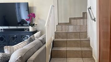 Smart TV, video games