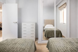 1 bedroom, in-room safe, iron/ironing board, free WiFi - Alfresco Stays Mijas Costa Malibu Sparkling Sights (Mijas Costa)